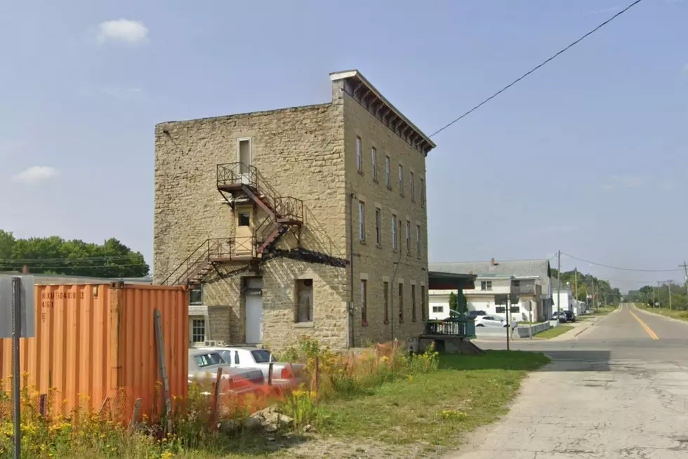Pacific Hotel Chatham Rear