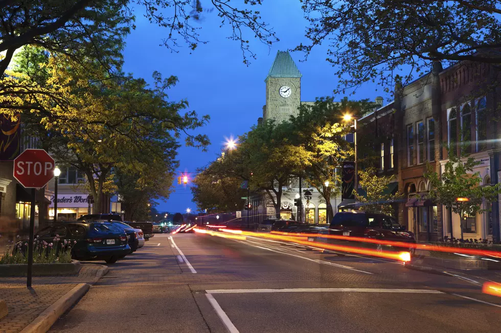 Enter the Downtown Holland, Michigan Holiday Shopping Contest